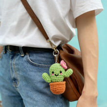 Load image into Gallery viewer, Craft Hero - Crochet Kit for Beginners — Carla the Cactus