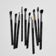 Load image into Gallery viewer, Sigma Beauty - E45 SMALL TAPERED BLENDING BRUSH