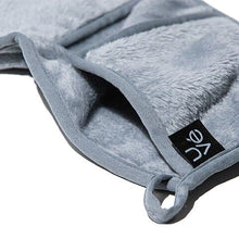 Load image into Gallery viewer, Uvé Antimicrobial Makeup Remover Cloth