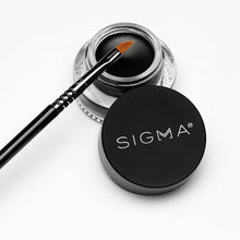 Load image into Gallery viewer, Sigma Beauty - E06 SigmaTech Winged Liner Eye Makeup Brush