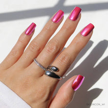 Load image into Gallery viewer, Glamnetic - Pink Alloy
