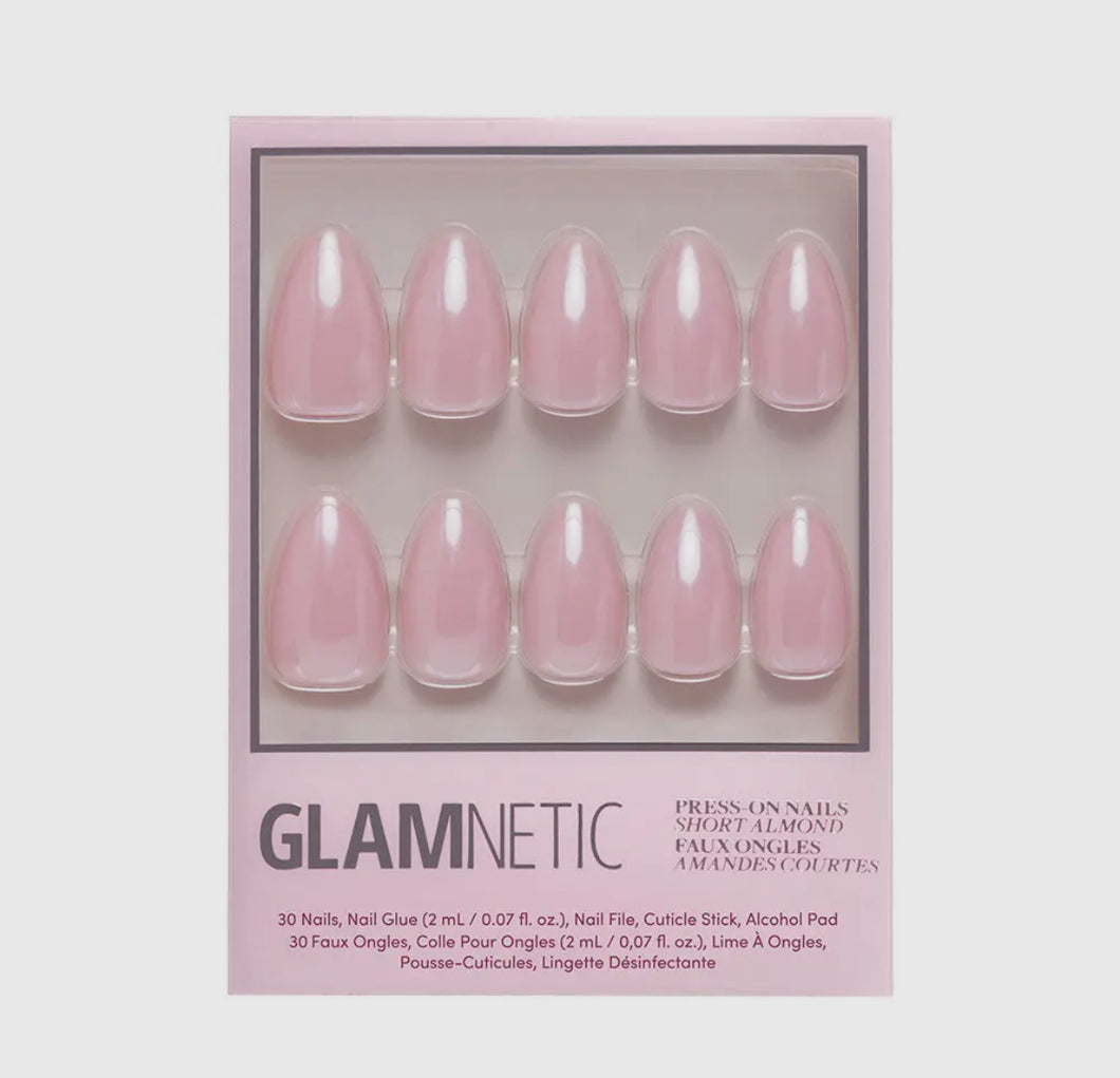 Glamnetic Press on Nails “First Kiss”
