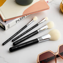 Load image into Gallery viewer, Sigma Beauty - E28 DETAILED BUFFER™ BRUSH
