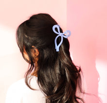Load image into Gallery viewer, TOOT - Charming Bow Hair Clip
