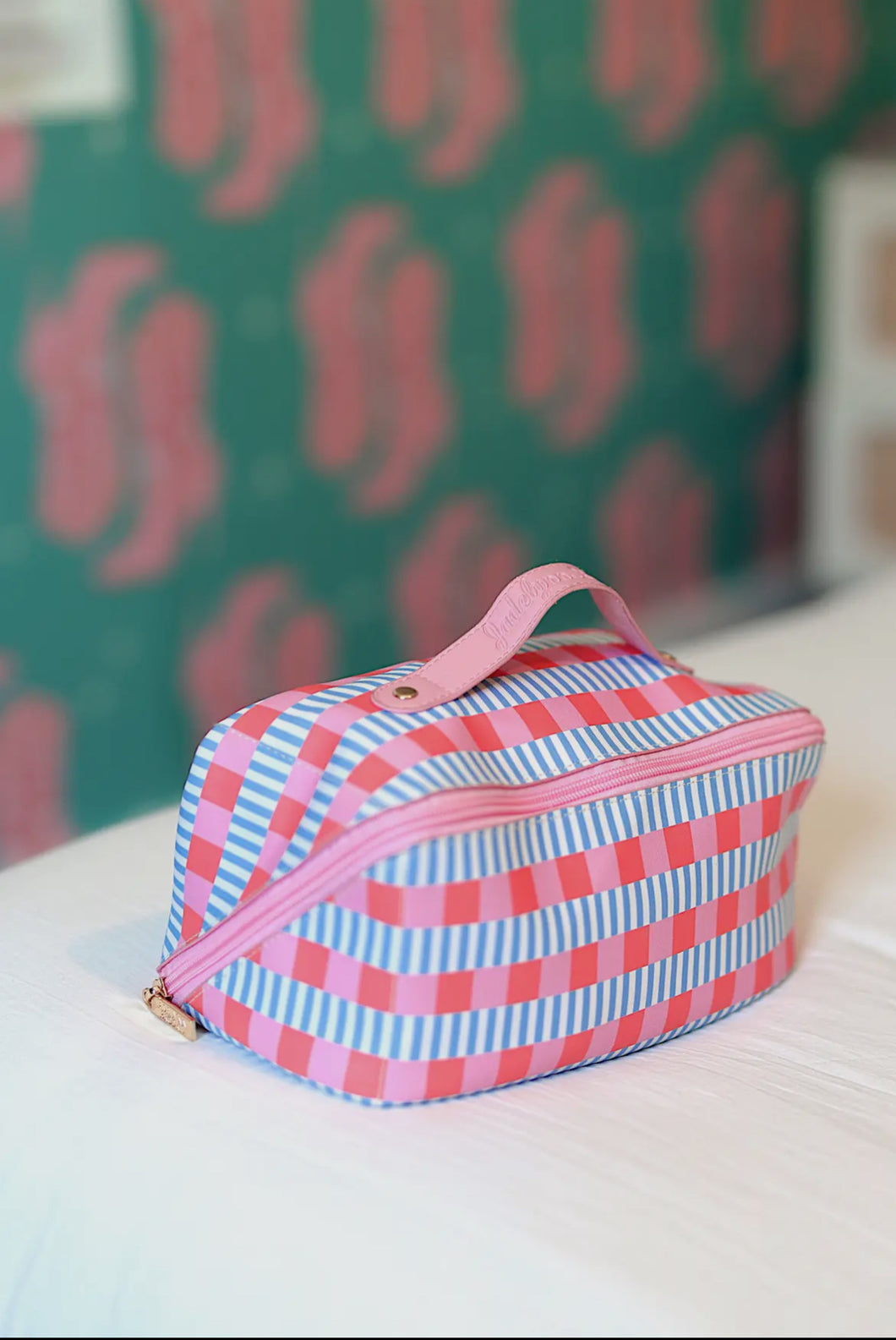 Jadelynn Brooke Hold All Makeup Bag