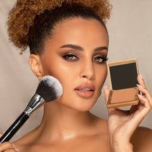 Load image into Gallery viewer, Sigma Beauty - F78 ULTIMATE BRONZE™ BRUSH
