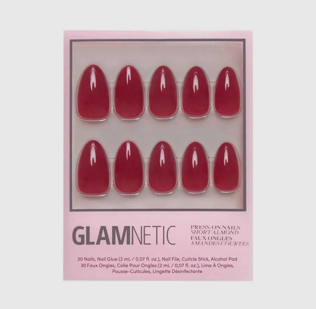 Glamnetic Press on Nails “Classic Red”