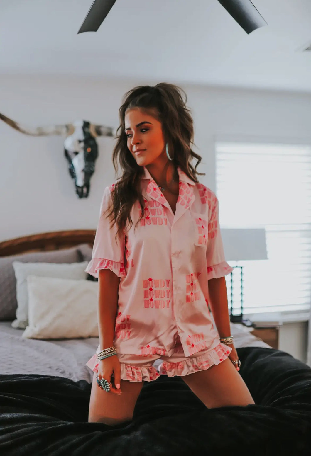 Mid Western Merch Pink Howdy Pajama Set
