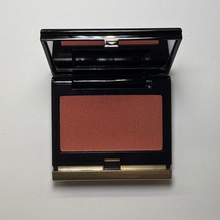 Load image into Gallery viewer, Kevyn Aucoin The Sensual Skin Blush
