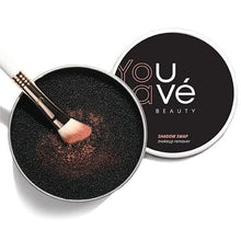 Load image into Gallery viewer, Shadow Swap - Makeup Brush Color Remover
