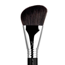 Load image into Gallery viewer, Sigma Beauty - F23 Soft Angle CONTOUR™ Cheek/Face Makeup Brush

