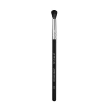 Load image into Gallery viewer, Sigma Beauty - E38 DIFFUSED CREASE™ BRUSH
