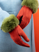 Load image into Gallery viewer, Powder Faux Fur Gloves
