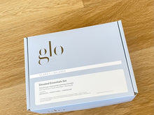 Load image into Gallery viewer, Glo Skin Care Clarify + Balance Elevated Essentials Set
